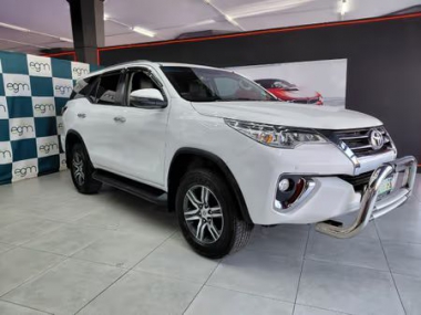 17960Toyota Fortuner001-1-th.jpg